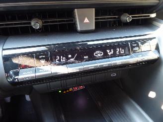 Toyota CH-R Hyb HEV picture 21