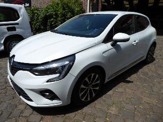 uszkodzony samochody osobowe Renault Clio Business Edition E Tech Hybrid 2021/1