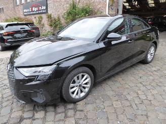 krockskadad bil auto Audi A3 30 TDI 2021/1