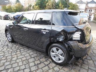 Mini Cooper Essential picture 8