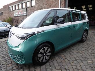 skadebil auto Volkswagen ID.Buzz Bus 210 kW Pro 2025/3