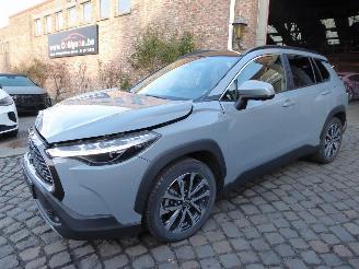 Voiture accidenté Toyota Corolla Cross Hybrid FWD 2024/1