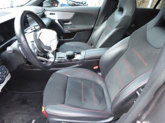 Mercedes Cla-klasse Shooting Brake CLA 180 d AMG Line picture 9