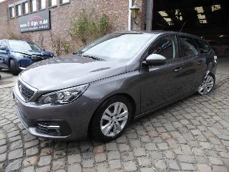 Auto incidentate Peugeot 308 SW Active Pack 2021/9
