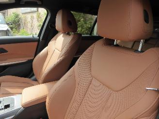 BMW 3-serie Touring 320 e M Sport picture 14