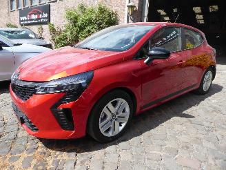 Avarii autoturisme Renault Clio Evolution E Tech 2025/4