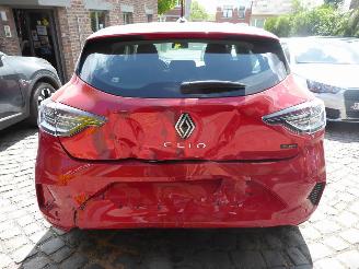 Renault Clio Evolution E Tech picture 5