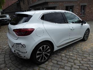Renault Clio Techno picture 5