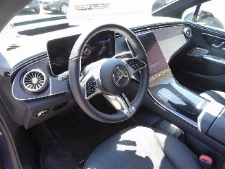 Mercedes EQE 300 picture 14
