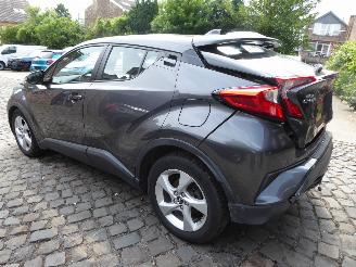 Toyota CH-R Hybrid Business plus picture 7