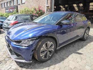 skadebil auto Kia EV6 Air 2023/4