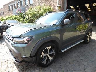 Vaurioauto  passenger cars Dacia Duster III ECO-G 100 Journey 2025/3