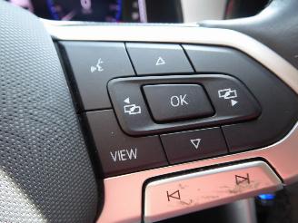 Volkswagen T-Roc Life picture 13