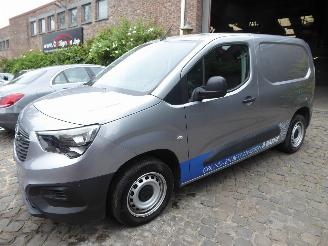 skadebil bedrijf Opel Combo E Cargo Edition 2022/3