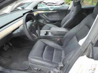 Tesla Model 3  picture 12