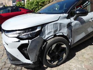 Renault Captur II Techno picture 2