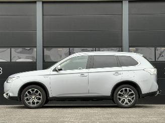 Mitsubishi Outlander 2.0 PHEV Camera Navi Clima PDC picture 6