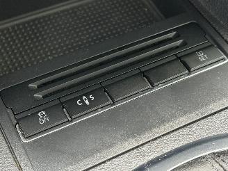 Volkswagen Touran 2.0 TDI Xenon Navi Camer Leer picture 13