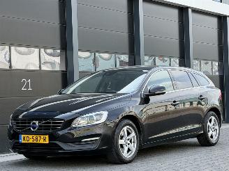 Volvo V-60 2.0 D2 Navi Clima PDC EURO-6 picture 1