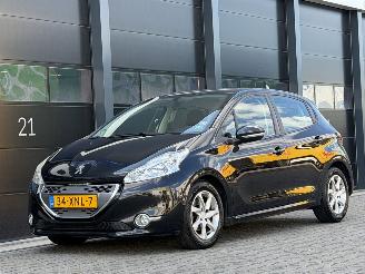 Peugeot 208 1.4 e-HDi Navi Pdc AUTOMAAT picture 1