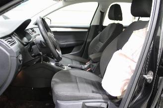 Skoda Octavia  picture 11