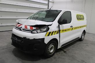krockskadad bil auto Citroën Jumpy  2021/6