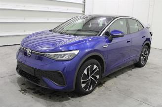 Vaurioauto  passenger cars Volkswagen ID.5  2023/9