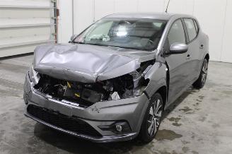 Vaurioauto  passenger cars Dacia Sandero  2024/11