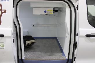 Ford Transit  picture 13