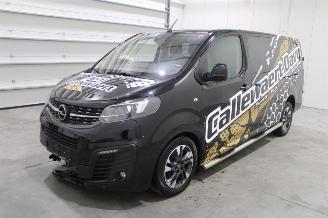 Damaged car Opel Vivaro  2022/7