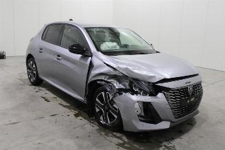 Peugeot 208  picture 2