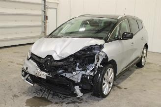 Schadeauto Renault Scenic  2020/11