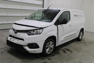 Toyota ProAce CITY picture 1