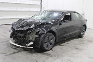 Vaurioauto  passenger cars Tesla Model 3  2023/9