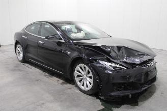 Tesla Model S  picture 2