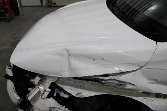 Peugeot 208  picture 6