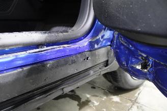 Ford Kuga  picture 21