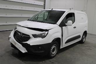 Schadeauto Opel Combo  2021/10