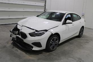 skadebil auto BMW 2-serie 218 2021/5