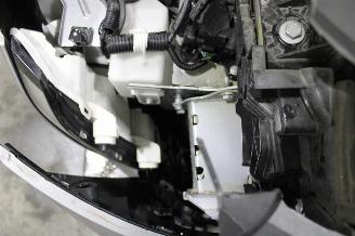 Peugeot 208  picture 21
