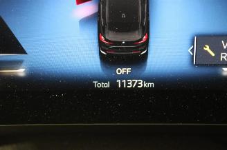BMW iX1  picture 13