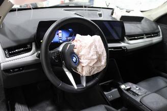 BMW iX1  picture 10