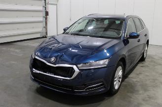 Unfallwagen Skoda Octavia  2024/4