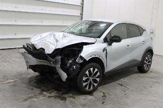 uszkodzony samochody osobowe Renault Captur  2023/10