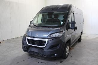 Damaged car Peugeot Boxer  2022/5