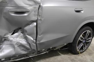 BMW iX1  picture 7