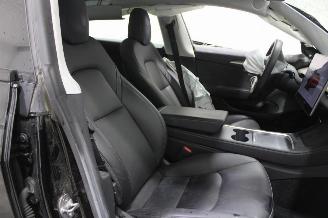 Tesla Model 3  picture 11