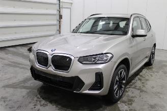 damaged passenger cars BMW iX3  2024/12