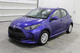 skadebil auto Toyota Yaris  2023/6