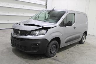 skadebil auto Peugeot Partner  2023/5